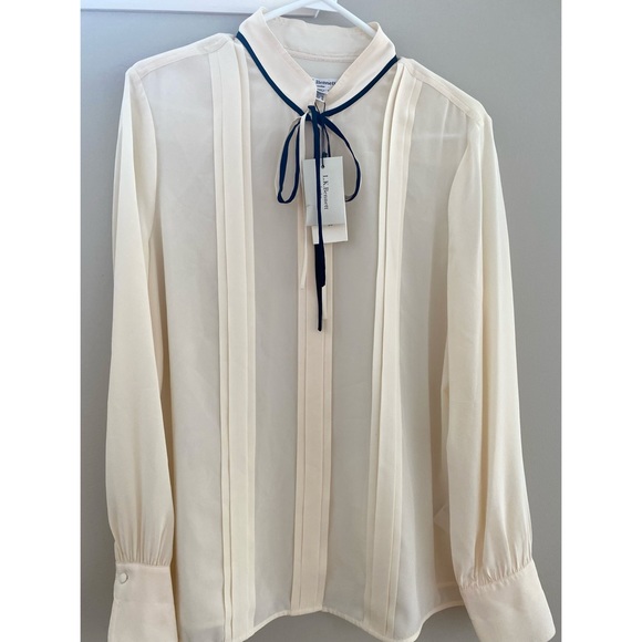 LK Bennett Tops - NWT L.K.Bennet silk bow-tie button up blouse size 10